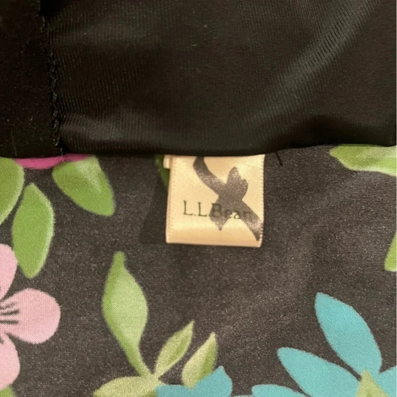 LLBEAN Black Tropical Floral Print Slimming Swimsuit - Picture 7 of 8